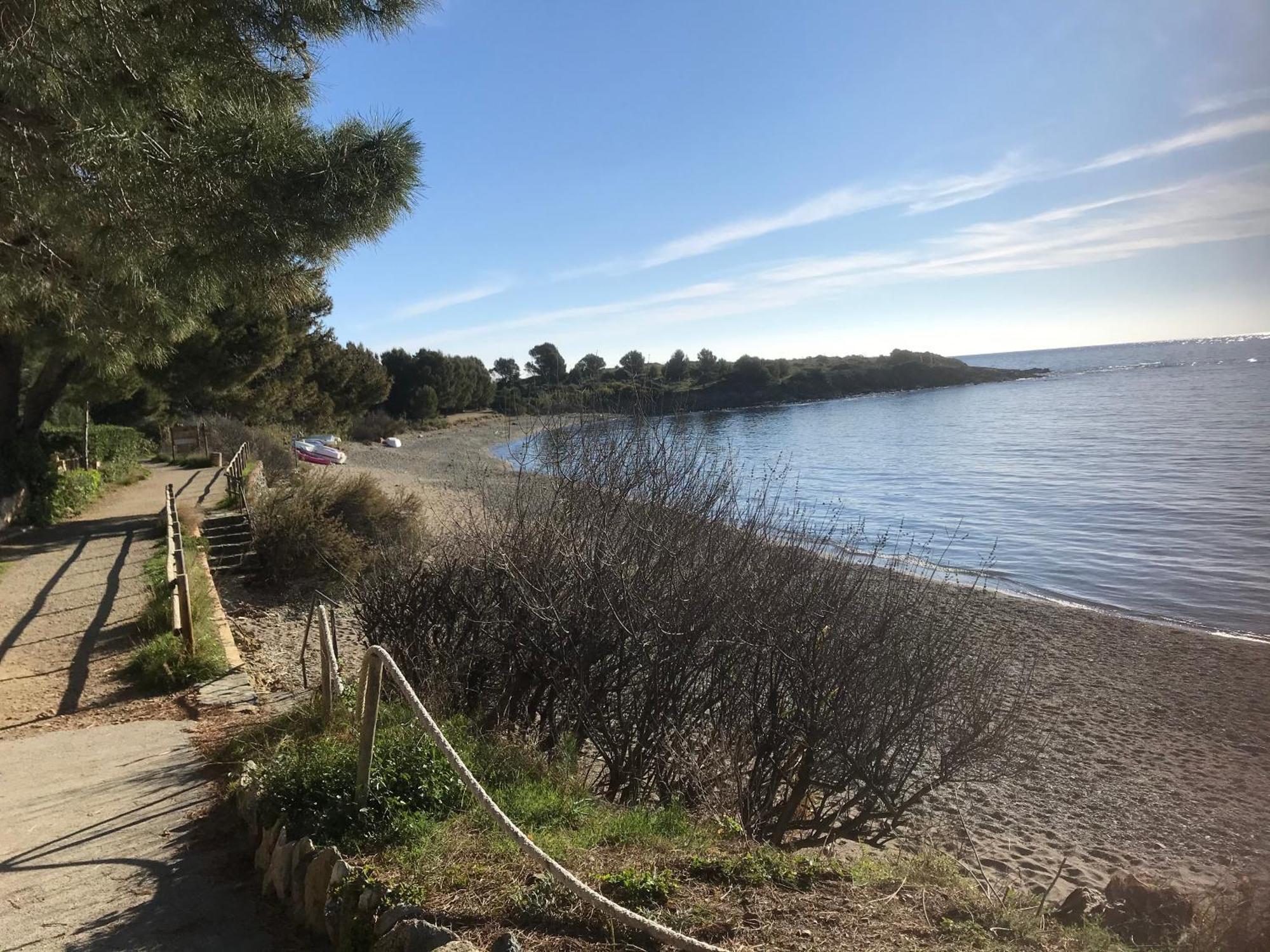 Stunning Sea Views From Luxury 4 Bed Close To At Cap Ras Appartement *